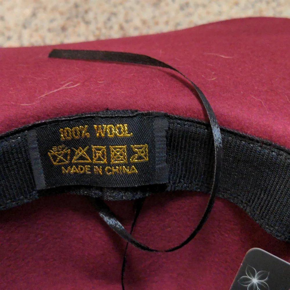 Wool hat - Picture 3 of 4